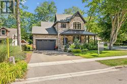 24 FOREST HILL DRIVE Guelph (Dovercliffe Park/Old University), ON N1E 7C5
