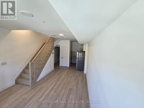 6 - 531 BIG BAY POINT , Barrie, Ontario L4N 3Z6 3