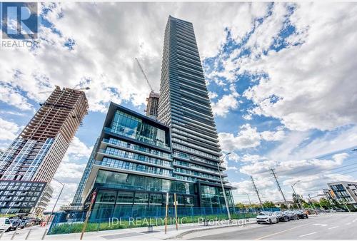 4102 - 448 BURNHAMTHORPE ROAD , Mississauga, Ontario L5B 0R4 3
