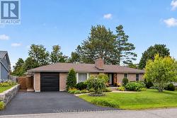 8 DOGWOOD DRIVE Ottawa, ON K0A 3P0