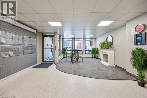 30 SUMMIT Avenue Unit# 202 , Hamilton, Ontario L8V 2R8 3