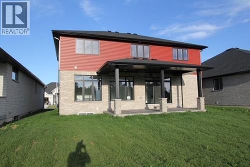 859 MAGNOLIA LANE , Sarnia, Ontario N7S 0B6 3