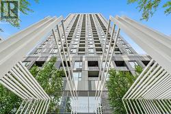 1326 - 498 CALDARI ROAD Vaughan, ON L4K 0R6