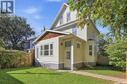 618 E AVENUE N Saskatoon, SK S7L 1S3