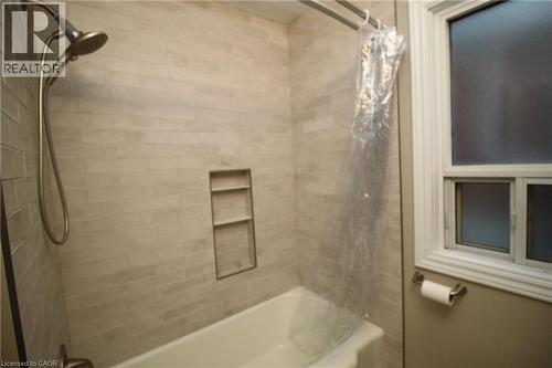 245 EAST 13TH Street Unit# 2 , Hamilton, Ontario L9A 3Z8 4
