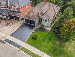 33 WOODVALLEY DRIVE Brampton, ON L7A 1Z4