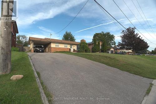89 THICKSON ROAD S  Whitby, ON L1N 2C7