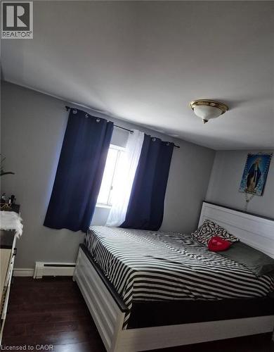 76 BRYBECK Crescent Unit# 303 , Kitchener, Ontario N2M 2C6 3