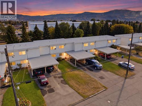 700 Collingwood Drive Unit# 32  Kamloops, BC V2B 6B9