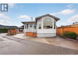415 Commonwealth Road Unit# 220 Kelowna, BC V4V 1P4