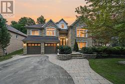 109 WILLIS DRIVE Aurora, ON L4G 7M4