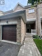 428 FOXHALL WAY Ottawa, ON K2M 0G1