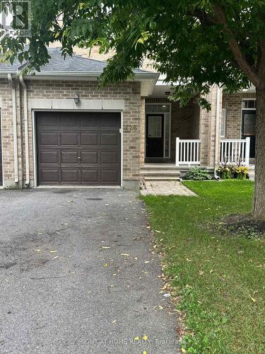 428 FOXHALL WAY , Ottawa, Ontario K2M 0G1 2