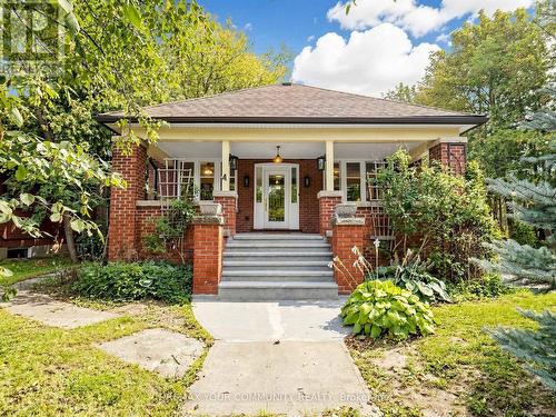 6055 MAIN STREET  Whitchurch-Stouffville, ON L4A 3P6
