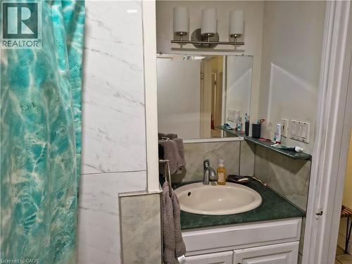 2428 Eileen Drive, Burlington, ON 