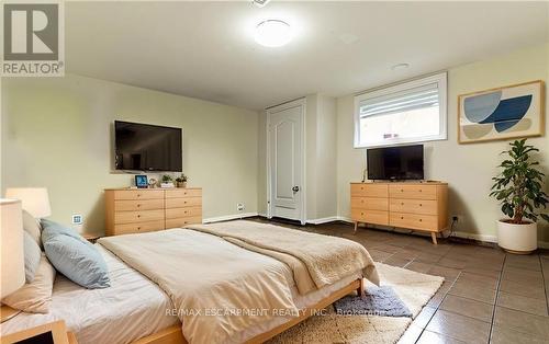 2 - 609 Mohawk Road E, Hamilton, ON 