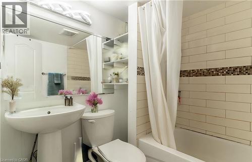 609 Mohawk Road E Unit# 2, Hamilton, ON 