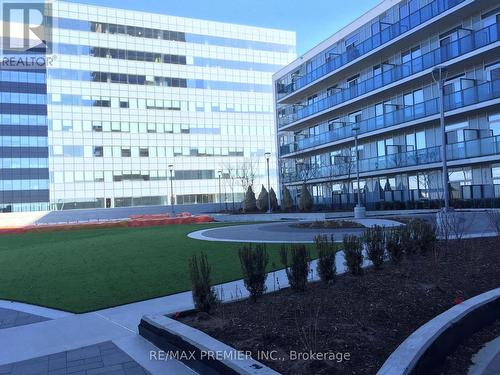 2205 - 3600 HIGHWAY 7 DRIVE , Vaughan, Ontario L4L 0G7 2