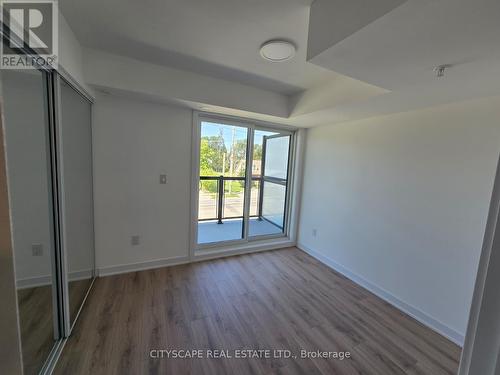7 - 531 BIG BAY POINT , Barrie, Ontario L4N 3Z6 5