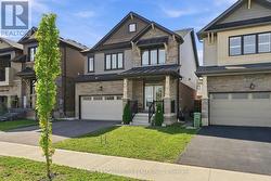 35 ROYAL COACHMAN WAY Hamilton, ON L8J 0M2