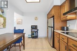 Eat in Kitchen - 