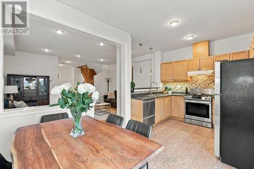 7331 Cork Tree Row, Mississauga, ON 