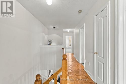 7331 Cork Tree Row, Mississauga, ON 