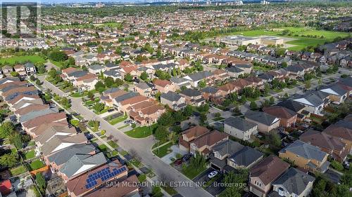7331 Cork Tree Row, Mississauga, ON 