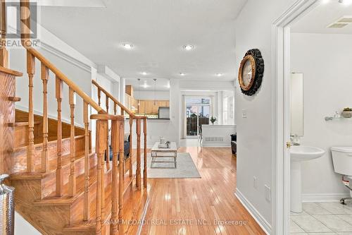 7331 Cork Tree Row, Mississauga, ON 