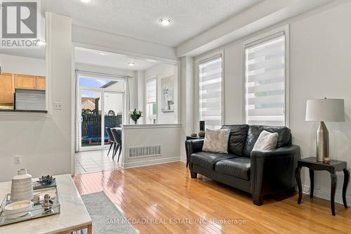 7331 Cork Tree Row, Mississauga, ON 