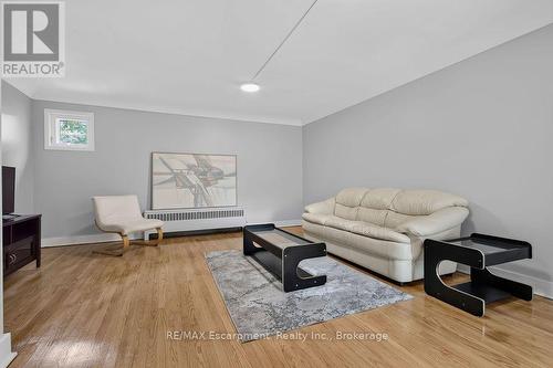 4 - 425 BURLINGTON AVENUE , Burlington (Brant), Ontario L7S 1R3 3