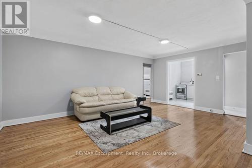 4 - 425 BURLINGTON AVENUE , Burlington (Brant), Ontario L7S 1R3 5