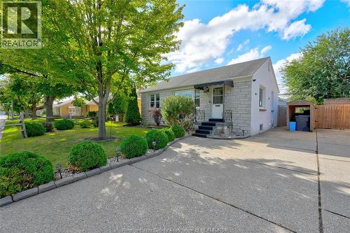 1449 REDWOOD AVENUE  Windsor, ON N9C 3P2