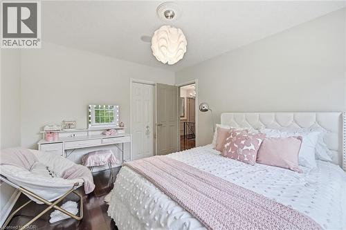 247 Linwood Crescent, Burlington, ON 
