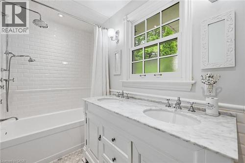 247 Linwood Crescent, Burlington, ON 