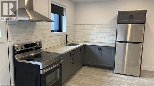 284 JAMES Street N Unit# 3 , Hamilton, Ontario L8R 2L3 2