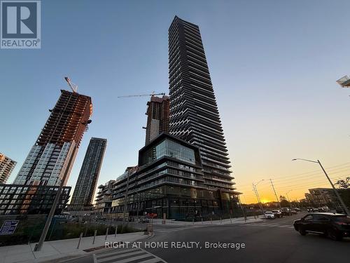 802 - 448 BURNHAMTHORPE ROAD , Mississauga, Ontario L5B 0R4 2