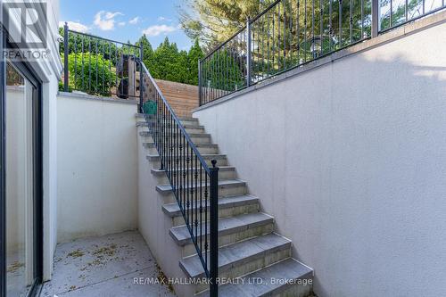 277 Belvenia Road, Burlington, ON 