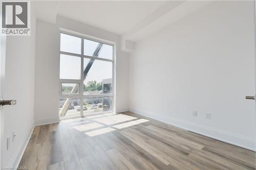 470 DUNDAS Street E Unit# 413 , Waterdown, Ontario L8B 2A6 4