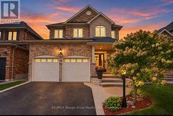 104 FENCEROW DRIVE Whitby (Rolling Acres), ON L1R 3N2