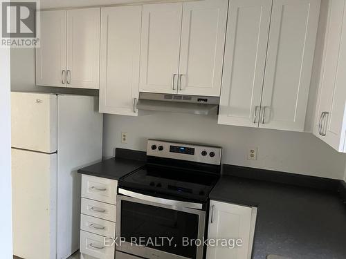 22 - 151 BONAVENTURE DRIVE , London East (East I), Ontario N5V 4M1 5