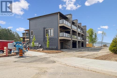 3-105 - 253 CRESCENT BAY LANE , Huntsville, Ontario P1H 1C2 2