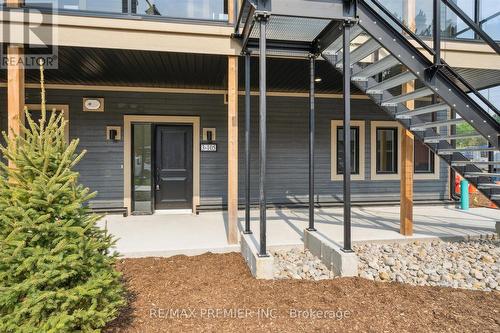 3-105 - 253 CRESCENT BAY LANE , Huntsville, Ontario P1H 1C2 3