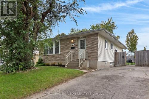 63 Cedarhill Crescent, Kitchener, ON 