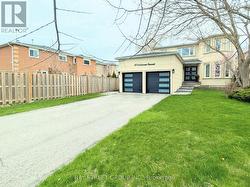 48 COLDSTREAM CRESCENT Richmond Hill, ON L4S 1E5