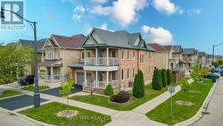 7 EGERTON STREET Brampton, ON L6R 3S2