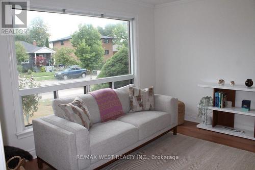 MAIN - 14 TREEVIEW DRIVE , Toronto, Ontario M8W 4B9 2