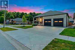 515 4TH STREET W Owen Sound, ON N4K 0E4
