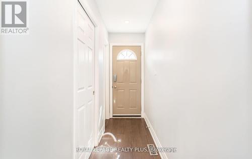 REAR - 2844 KINGSBERRY CRESCENT , Mississauga, Ontario L5B 2K9 5