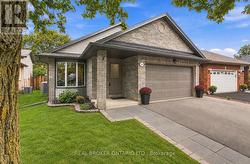 1249 THORPE ROAD Burlington, ON L7S 2C9